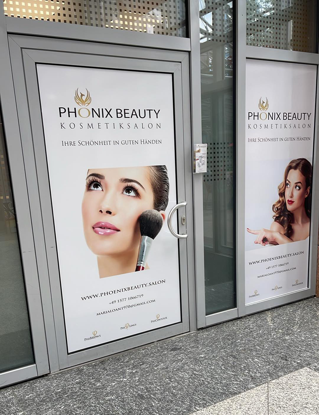 Schaufensterfolierung für "Phönix Beauty"